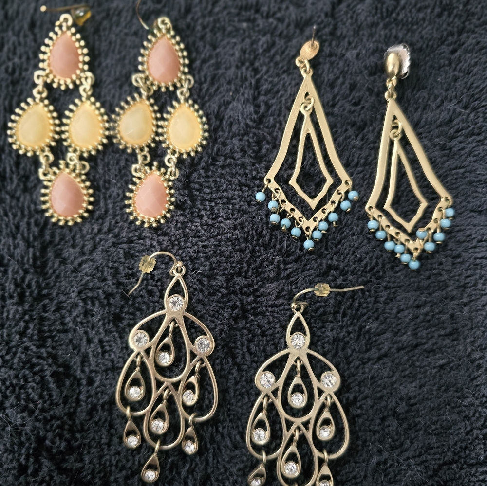 3 EARINGS